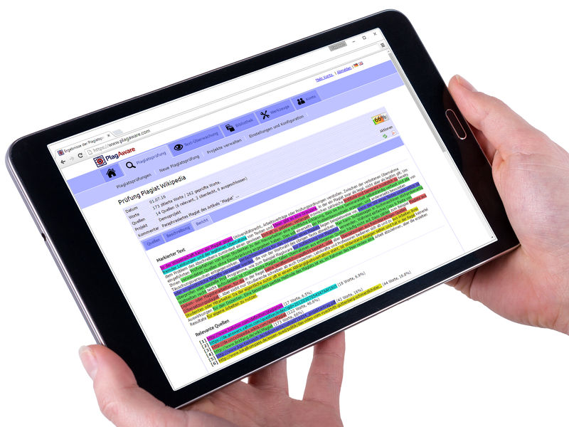 Plagiatsprüfung auf dem Tablet